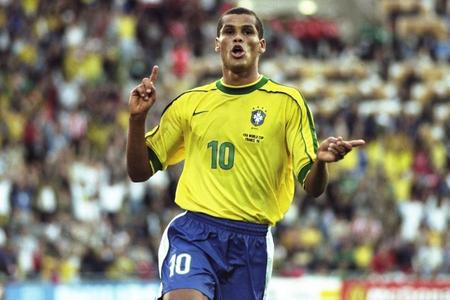 许多球队在 许多球队在