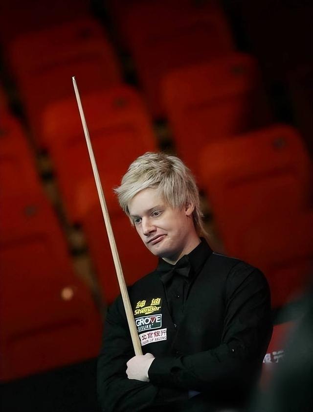 季中途换帅 季中途换帅